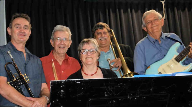 Russell Bayne's Session Band featuring guest Leena Salim